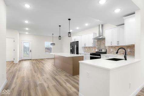 3214 Skyview Court Columbus IN 47203