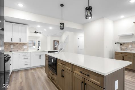 3214 Skyview Court Columbus IN 47203