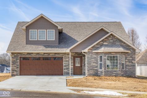 3214 Skyview Court Columbus IN 47203