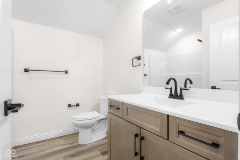 3214 Skyview Court Columbus IN 47203