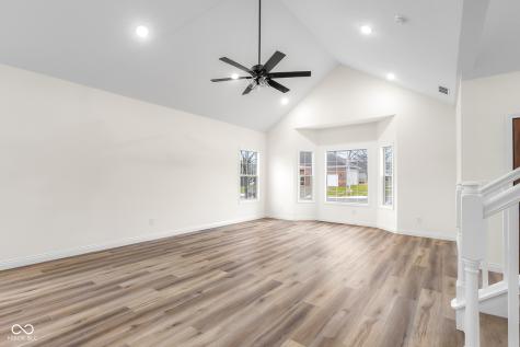 3214 Skyview Court Columbus IN 47203