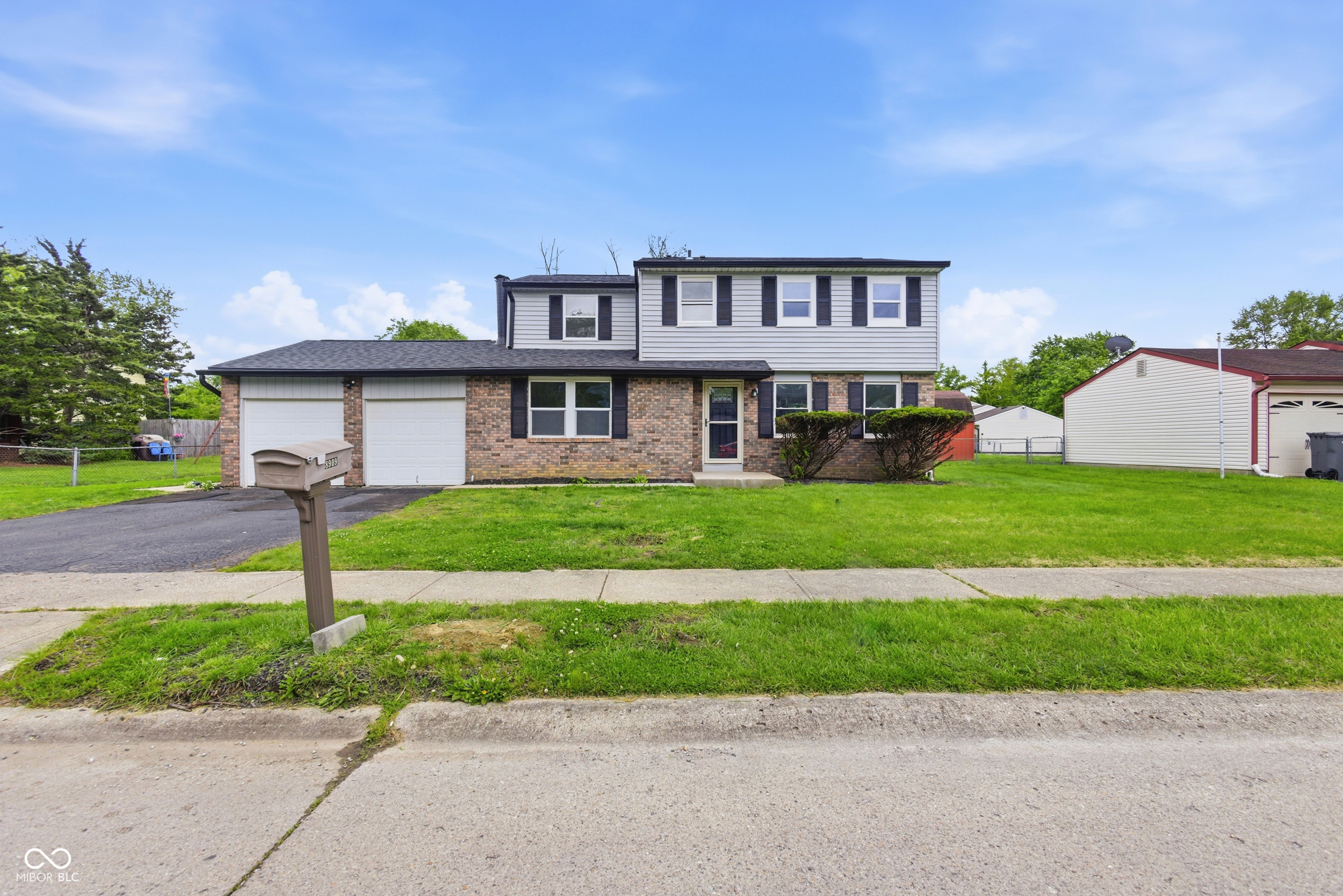 8909 Mariposa Drive Indianapolis IN 46234