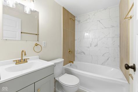 8909 Mariposa Drive Indianapolis IN 46234