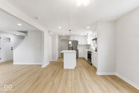 8909 Mariposa Drive Indianapolis IN 46234