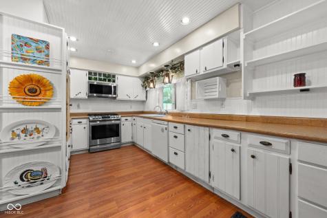5631 Shelby Street Indianapolis IN 46227