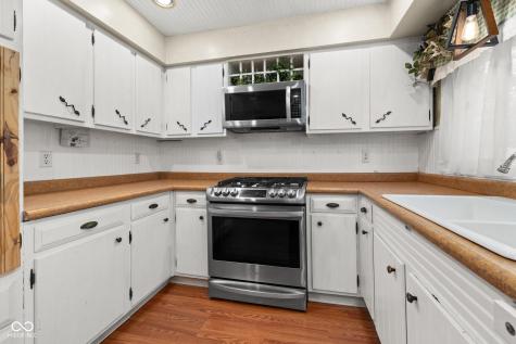 5631 Shelby Street Indianapolis IN 46227