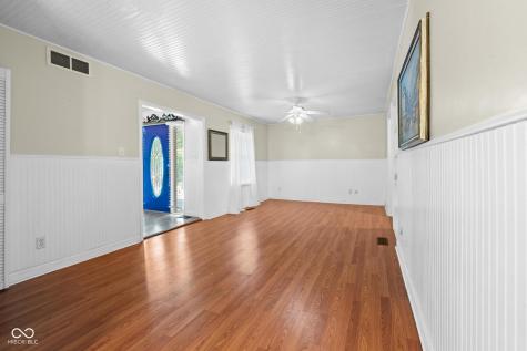 5631 Shelby Street Indianapolis IN 46227