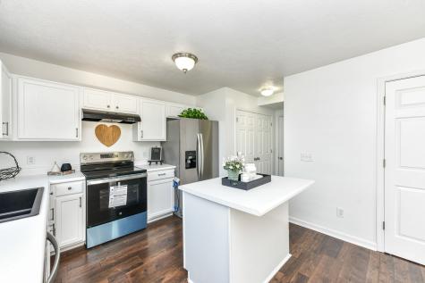 10708 Young Lake Drive Indianapolis IN 46239