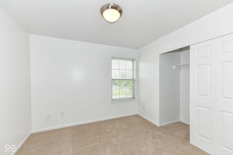 10708 Young Lake Drive Indianapolis IN 46239