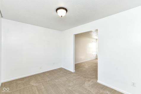 10708 Young Lake Drive Indianapolis IN 46239