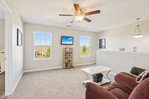 1749 N Creekwater Pass Greenfield IN 46140