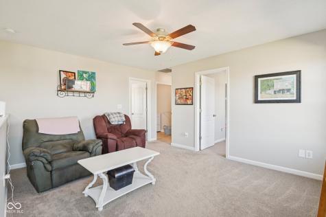 1749 N Creekwater Pass Greenfield IN 46140