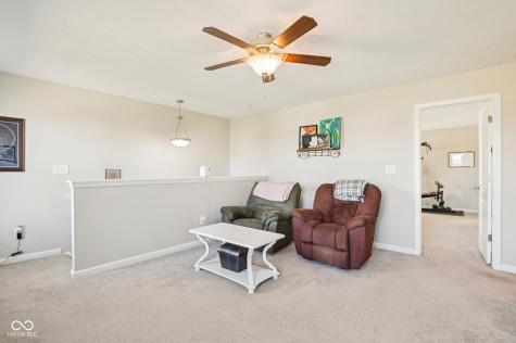 1749 N Creekwater Pass Greenfield IN 46140