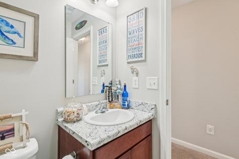 1749 N Creekwater Pass Greenfield IN 46140