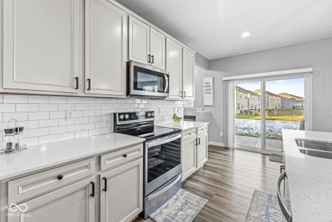 12930 Gilmour Drive Fishers IN 46037