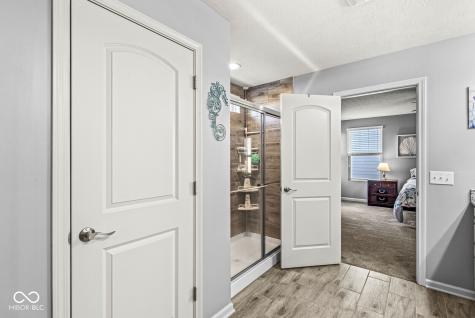12930 Gilmour Drive Fishers IN 46037