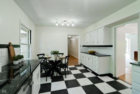 351 W 63rd Street Indianapolis IN 46260