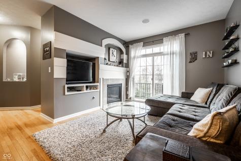8261 Dan Allen Drive Fishers IN 46038