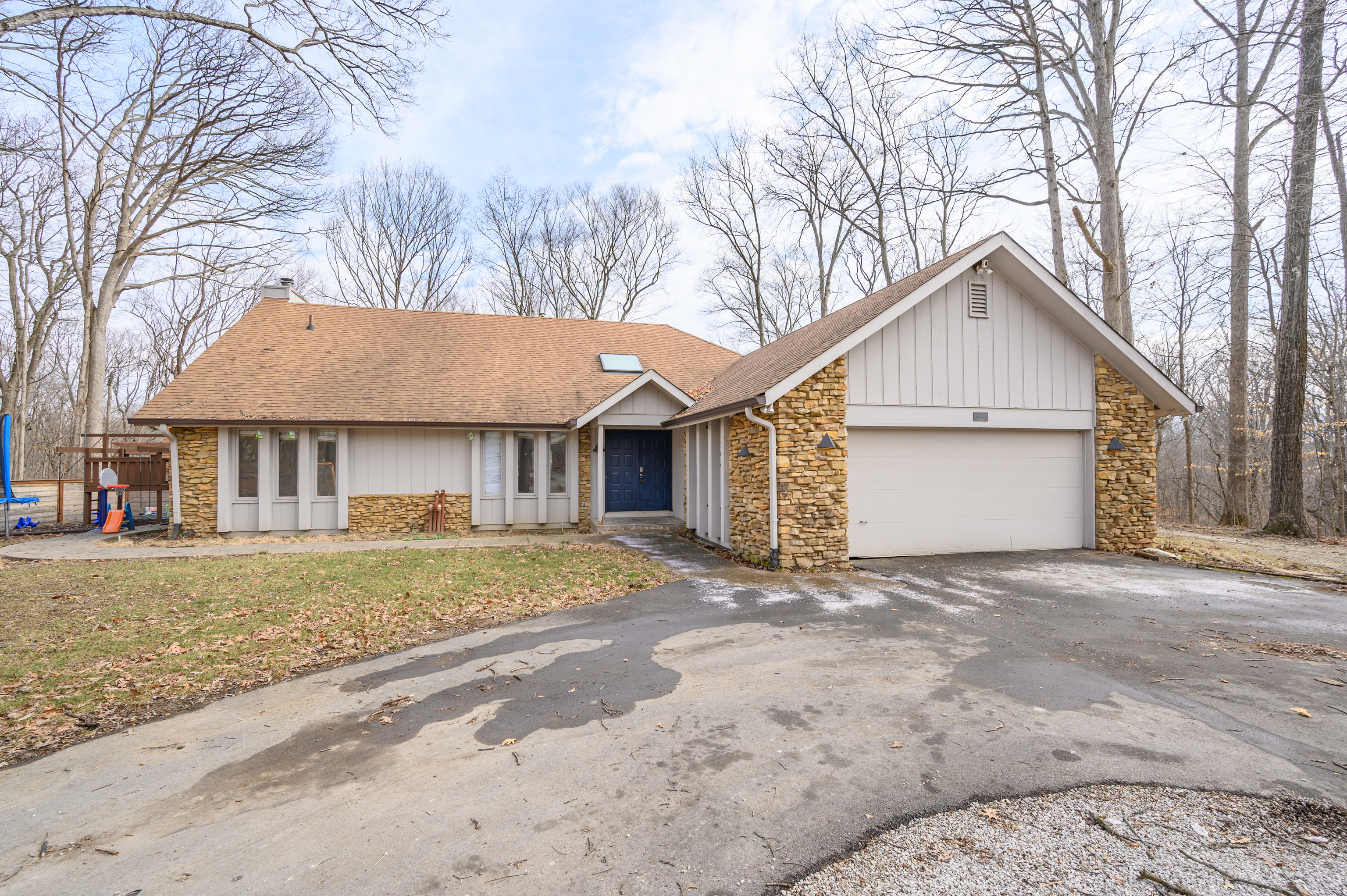 1803 Ginseng Trail Avon IN 46123