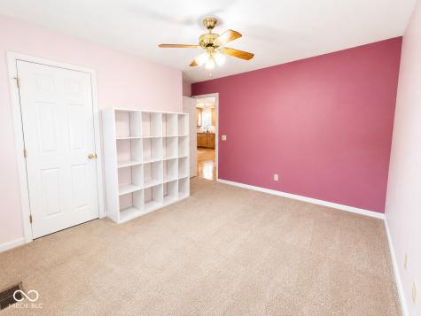 152 E 300 S Crawfordsville IN 47933