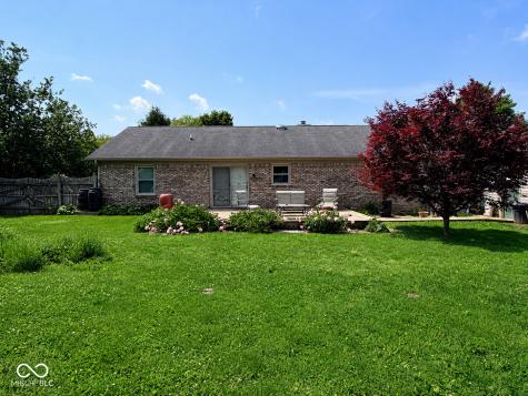 152 E 300 S Crawfordsville IN 47933