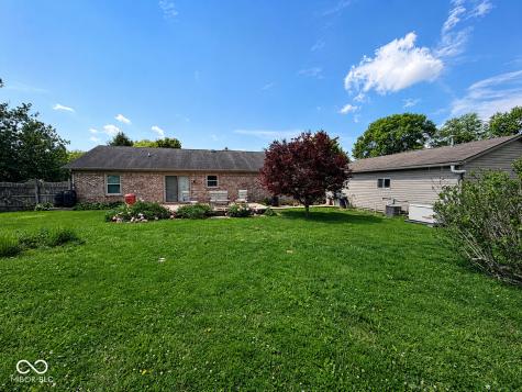 152 E 300 S Crawfordsville IN 47933