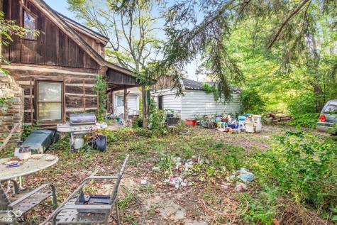 729 N County Road 900 E Avon IN 46123