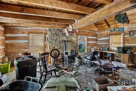 729 N County Road 900 E Avon IN 46123