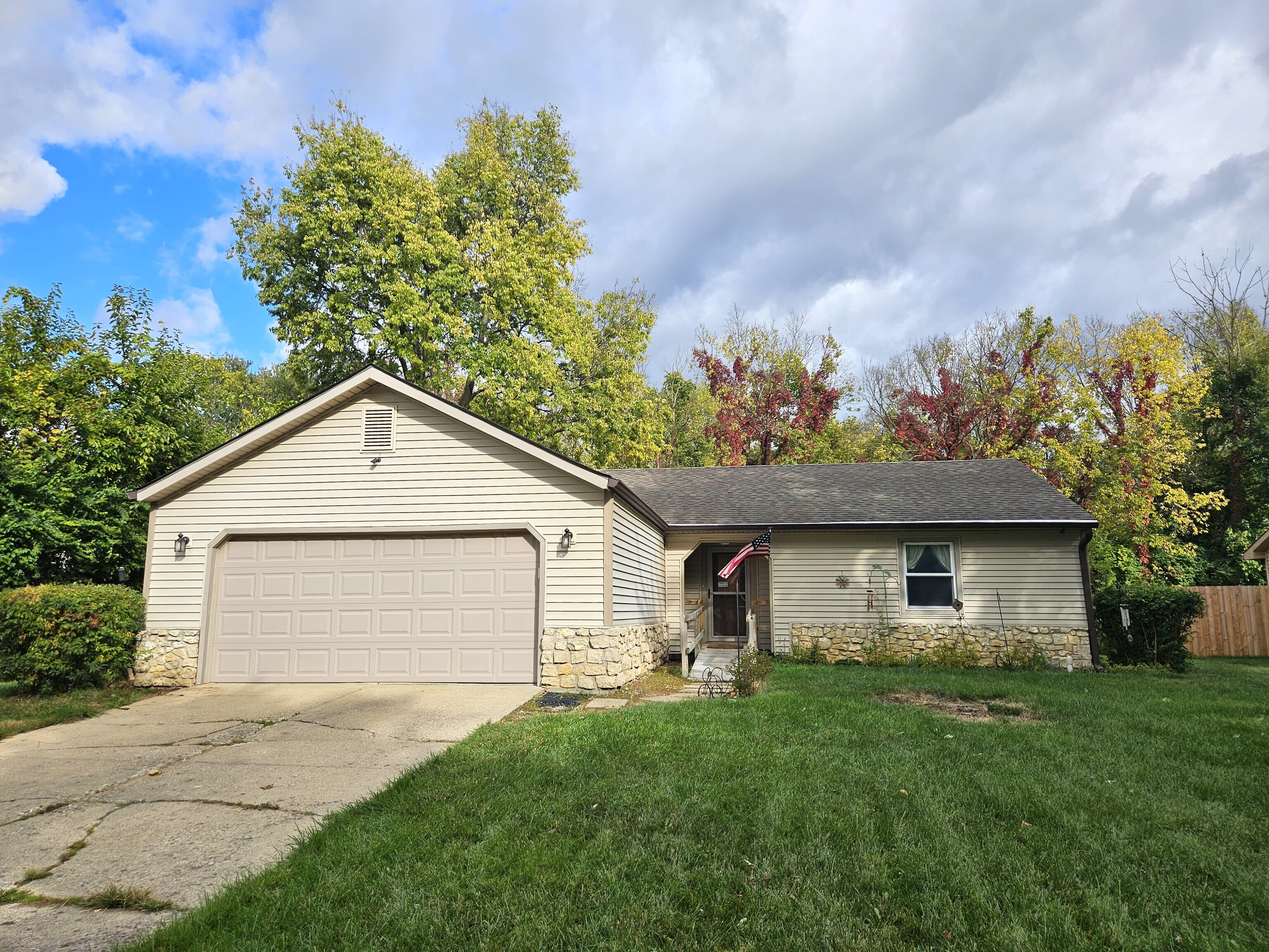7501 Venetian Way Indianapolis IN 46217