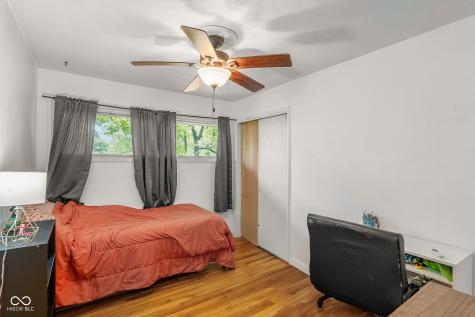 221 W Chester Drive Ellettsville IN 47429