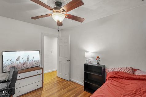 221 W Chester Drive Ellettsville IN 47429