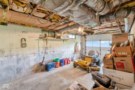 221 W Chester Drive Ellettsville IN 47429
