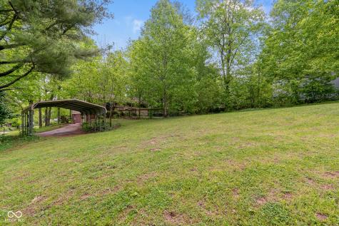 221 W Chester Drive Ellettsville IN 47429