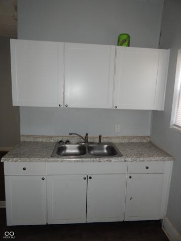 1051 N Holmes Avenue Indianapolis IN 46222