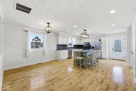 12800 N 175 E Alexandria IN 46001