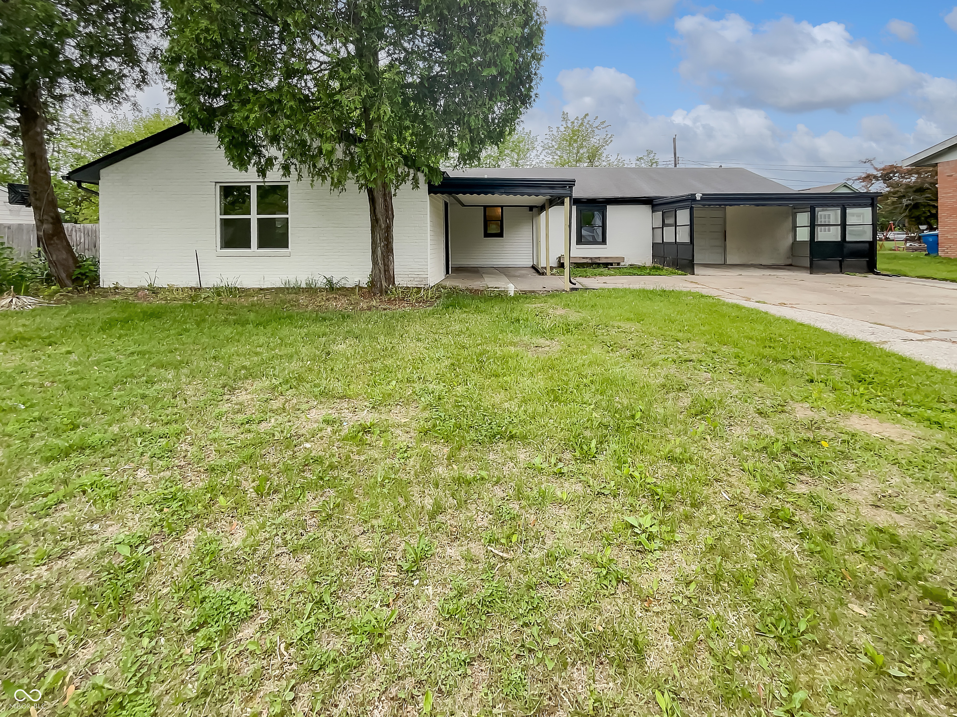 9490 E 36th Place Indianapolis IN 46235