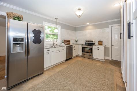 2513 E 99th Street Carmel IN 46280