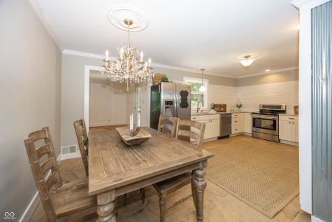 2513 E 99th Street Carmel IN 46280