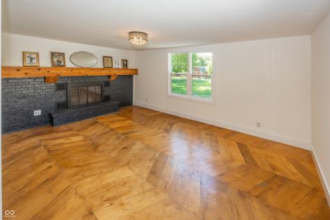 2513 E 99th Street Carmel IN 46280