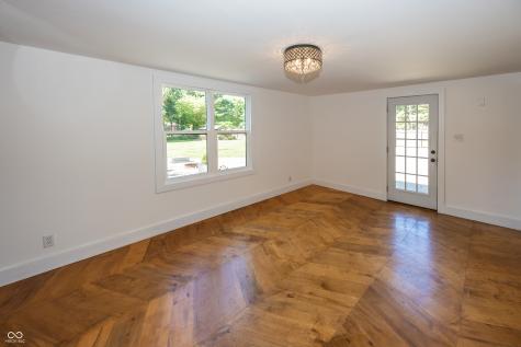 2513 E 99th Street Carmel IN 46280