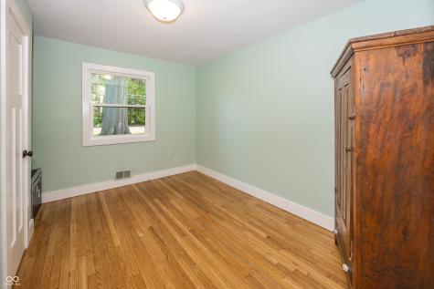 2513 E 99th Street Carmel IN 46280