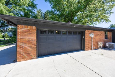 2513 E 99th Street Carmel IN 46280