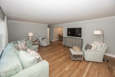 2513 E 99th Street Carmel IN 46280
