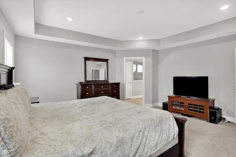 18813 Stonebluff Lane Noblesville IN 46062