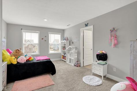 18813 Stonebluff Lane Noblesville IN 46062