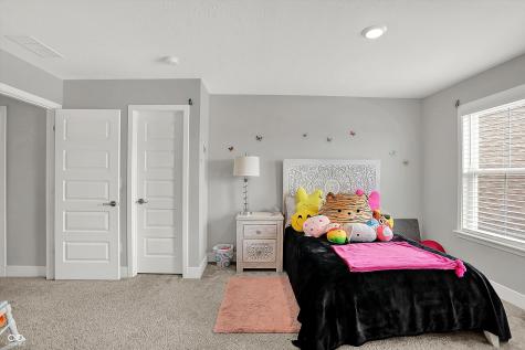 18813 Stonebluff Lane Noblesville IN 46062