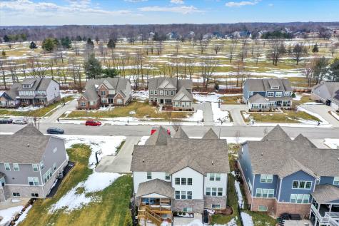 18813 Stonebluff Lane Noblesville IN 46062