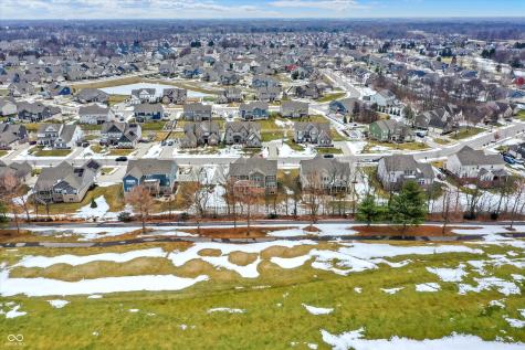 18813 Stonebluff Lane Noblesville IN 46062