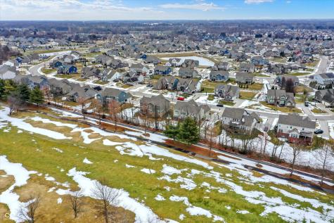 18813 Stonebluff Lane Noblesville IN 46062