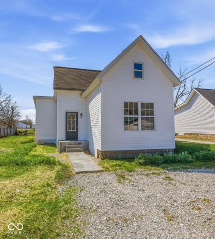 105 E Jefferson Street Kempton IN 46049